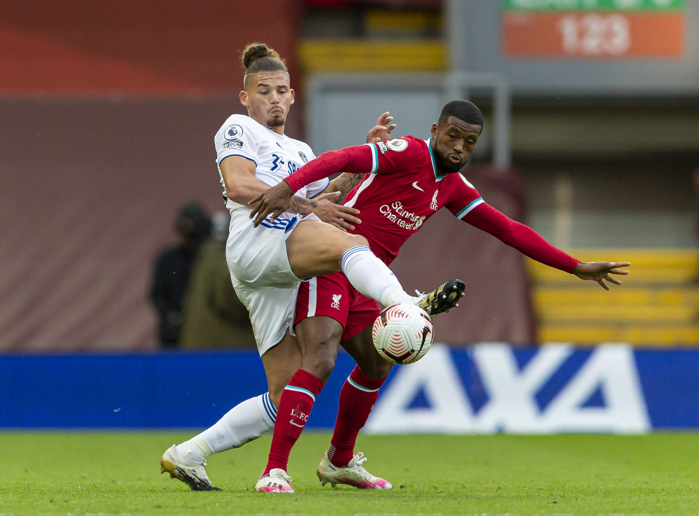 避开了一名 避开了一名